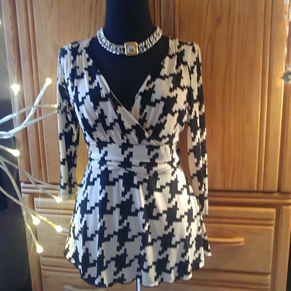 Dressy Top! EUC!